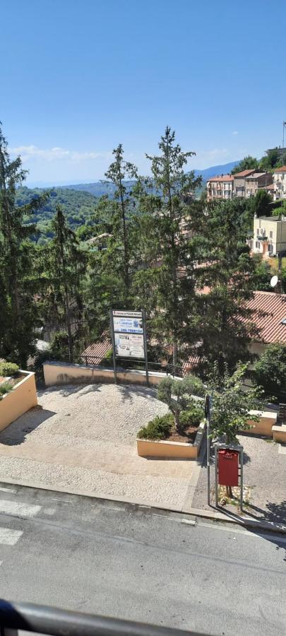 Appartement Oasi à Poggio Moiano Extérieur photo